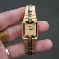 希少 80s Vintage Seiko Galaxy タンク ギョーシェ文字盤 - メルカリ