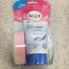 Veet ヴィート バスタイム除毛クリーム 敏感肌用のサムネイル