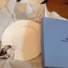 WEDGWOOD ウェッジウッドお皿直径28.5のサムネイル