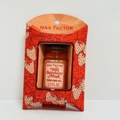 新品 マックスファクター ワイルドストロベリームスク パフューム 