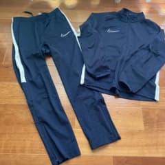 NIKE ナイキ　キッズM(140〜150cm)のサムネイル