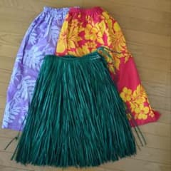 ハワイアンフラダンストップス2点ラフィアスカートセットパウケース付き ハワイアンフラダンストップス2点ラフィアスカートセットパウケース