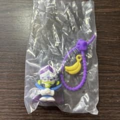 カプセルトイ ミニチュアフィギュア キーホルダーのサムネイル