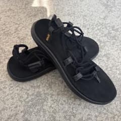 Teva ブラック スポーツサンダル 23センチのサムネイル