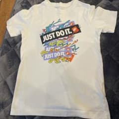 ナイキ Tシャツ  120サイズのサムネイル