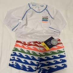 【新品下げ札付】baby GAP ラッシュガード 2点セット 90cmのサムネイル