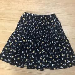 アプレレクール プリーツスカート 小花柄のサムネイル