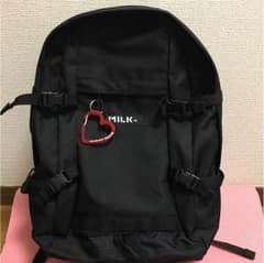 ミルクフェド リュック ブラック キーホルダー付きのサムネイル
