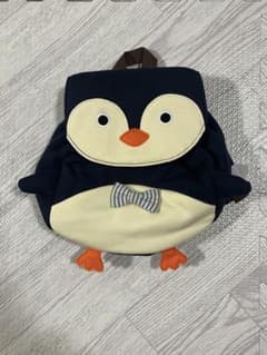 KladSkap ペンギン型リュックのサムネイル