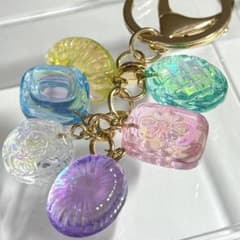 【カラフルオーロラ】ドロップキーホルダー　ゴールドチャームのサムネイル