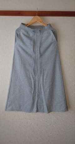 GU　グレーロング　カジュアルスカート