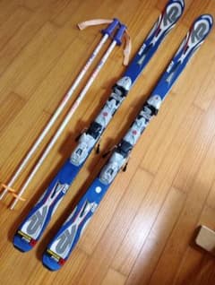K2 スキー板 160センチ　ストックつきのサムネイル