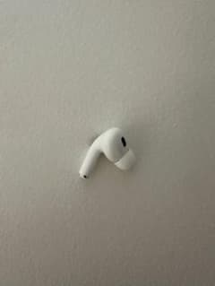 AirPods pro2 A3048 左耳のみのサムネイル