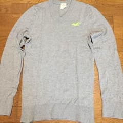 ホリスター ニット M グレー、ロゴ蛍光グリーン Hollisterのサムネイル