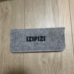 IZIPIZI イジピジ メガネケース 使用感ありのサムネイル