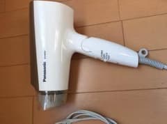 Panasonicイオンドライヤーのサムネイル