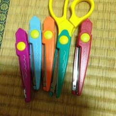 5種類の刃に付け替えできるはさみ！！のサムネイル