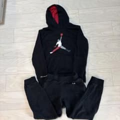 Jordan パーカー スウェットセット　サイズ140のサムネイル