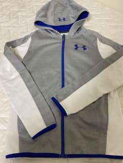 Under Armour フルジップパーカー グレーのサムネイル