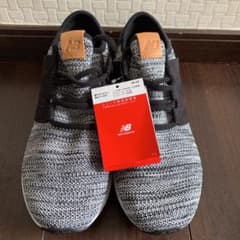 スニーカーのサムネイル