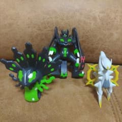 ポケモンフィギュアのサムネイル