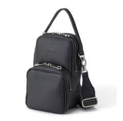 HAMEM・定価¥33.000・ショルダーバッグ・本革・未使用のサムネイル