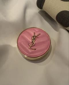 2回使用　YSL MAKE ME BLUSH チーク No.10のサムネイル