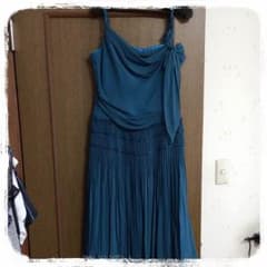 【satoko様専用】パーティードレスのサムネイル