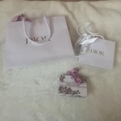 Dior ギフトセット（紙袋・小袋・ギフトボックス）のサムネイル