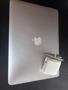 MacBook Air 2017 i5/8GB/256GB 充電器付 MacBook Air 2017 i5 8GB 256GB 充電器付 美品 - メルカリ