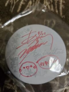 麻倉もも 直筆サイン入り 缶バッジ 麻倉もも 直筆サイン入り缶バッジAgapanthus - メルカリ