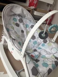 Fisher-Price バウンサー ゆりかご 振動機能付きのサムネイル
