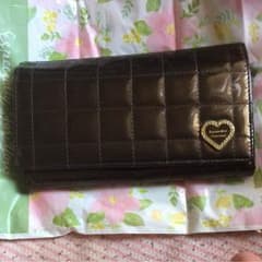 お財布のサムネイル