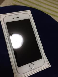iphone6  64GB  auのサムネイル