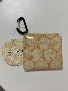 【未使用品】ちいかわ うさぎ クリアマルチケースのサムネイル