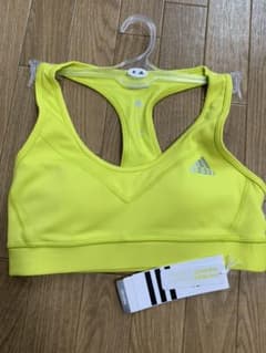 adidas アディダス スポーツブラ 新品 Mサイズのサムネイル