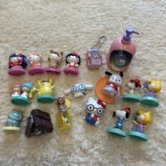 Hello Kitty Chocolate Eggs, Snoopy Gachapon, Tom & Jerry, Sumikko Gurashi