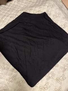黒　ブラック　授乳ケープのサムネイル