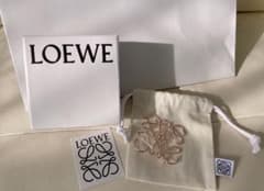 LOEWE ブローチ ローズゴールドのサムネイル