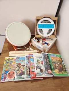 Wii ソフト6本 太鼓の達人 タタコン Wiiハンドルリモコン付き　セットのサムネイル