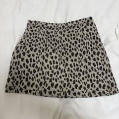 ヒョウ柄ミニスカート ショートパンツ付きのサムネイル