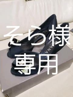 DIANAパンプスのサムネイル