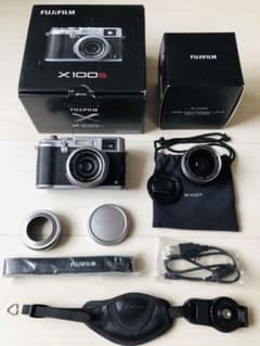 【付属品最多！！】FUJI FILM 富士フイルム  X 100 Sのサムネイル