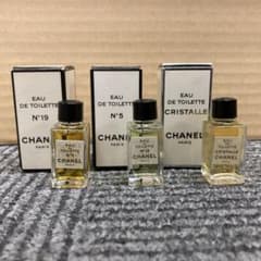 CHANEL CRISTALLE No.5 No.19 オードトワレ 3本セット CHANEL CRISTALLE No.5 No.19 オードトワレ 3本セット