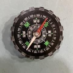 方位磁石　コンパス　オイルコンパスのサムネイル