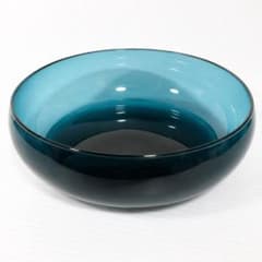 ガラスボウル ブルーグリーン 約17cm ガラス鉢 サラダボウル - メルカリ