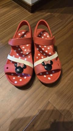 Crocs Minnie Mouse Sandals, Red, J1, Sizes 19cm-19.5cm