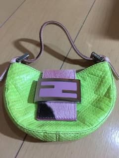 フェンディ  パイソン  クラッチのサムネイル