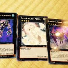 遊戯王 英語版のサムネイル