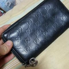 GUCCI財布のサムネイル